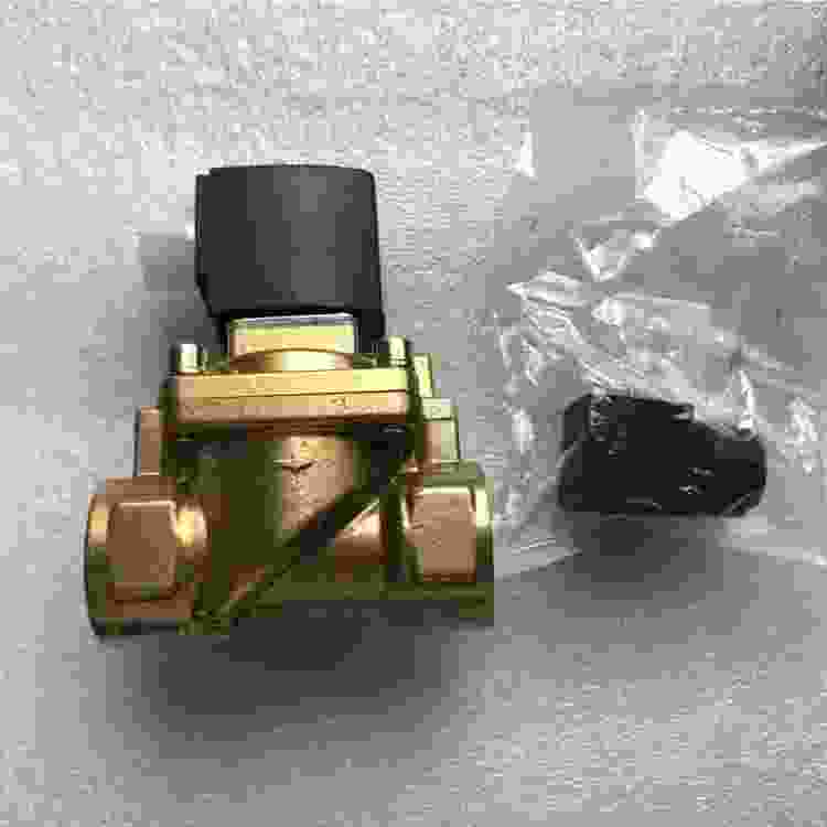 1089038035 Solenoidní ventil AC24V 50Hz 16bar pro kompresor Atlas Copco